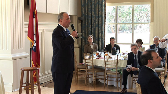 Mack McLarty during the Q and A session of Little Rock Political Animals Club. August 7, 2007 © Pryor Center for Arkansas Oral and Visual History, University of Arkansas