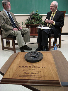 2007 Ernie Deane Award - Roy Reed and Senator David Pryor © Pryor Center for Arkansas Oral and Visual History, University of Arkansas