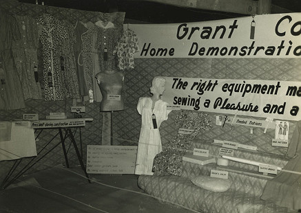 Grant County Home Demonstration Club booth at the 1946 Pine Bluff District Livestock Show and Fair; Dorris Vick Collection MC961 © Pryor Center for Arkansas Oral and Visual History, University of Arkansas