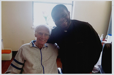 Monsignor John O'Donnell (left) with friend © Pryor Center for Arkansas Oral and Visual History, University of Arkansas