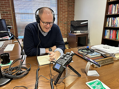 Pryor Center executive director, John C. Davis, conducts an audio interview for the Gillett Coon Supper Oral Hstory Project; Fayetteville, Arkansas, 2023 © Pryor Center for Arkansas Oral and Visual History, University of Arkansas