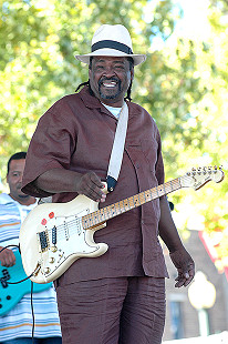 Dave Riley performs on the main stage at the Arkansas Blues and Heritage Festival; 2006 © Eric Gorder 2006; egorder@gmail.com