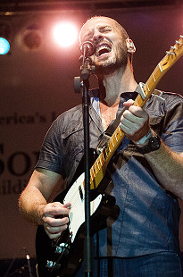 Paul Thorn performs at the Arkansas Blues and Heritage Festival; 2010 © Eric Gorder 2010; egorder@gmail.com