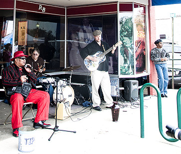 Blind Mississippi Morris performs on Cherry Street in Helena, Arkansas, during the Arkansas Blues and Heritage Festival; 2009 © Eric Gorder 2009; egorder@gmail.com