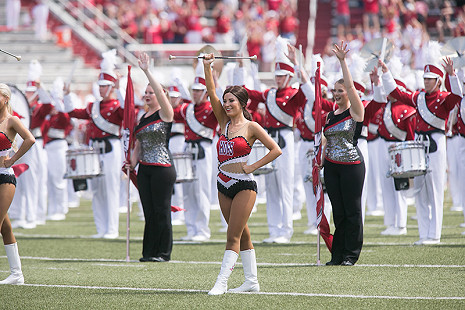 Calling the Hogs at the beginning of Pregame © Photo courtesy of Karen Schwartz